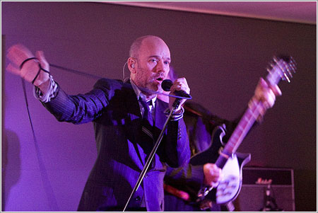 REM en la Apple Store de Londres