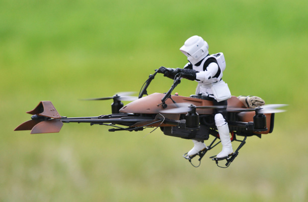 [Imagen: Speederbike3.jpg]