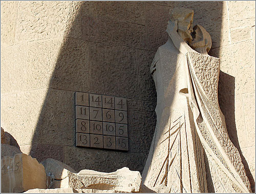 Criptograma Sagrada Familia (CC) Xavi Caballé