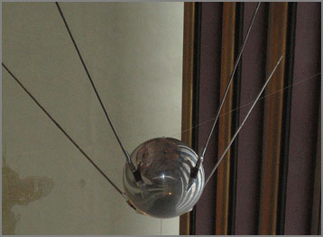 Sputnik, réplica en la ONU (CC) e53 Sputnik, réplica en la ONU (CC) e53
