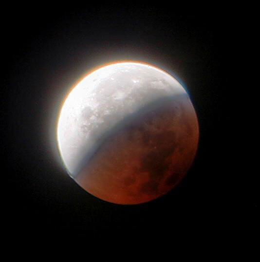 Eclipse parcial de Luna por Steve Ryan