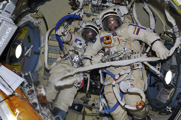 Yurchikhin y Ryazansky listos para salir al espacio