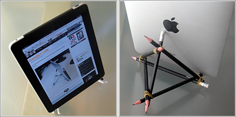 Un soporte para iPad construido con seis lápices