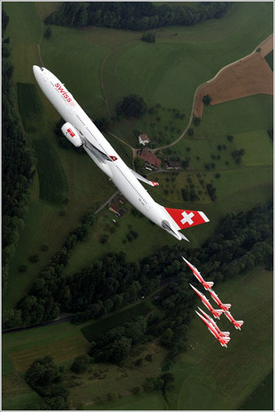 A330 y la Patrouille Suisse