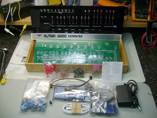 Altair 8800 out of the box 600x450