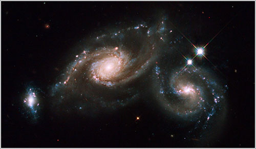 Galaxy Triplet Arp 274 NASA, ESA, M. Livio and the Hubble Heritage Team (STScI/AURA)