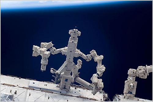 Dextre en la EEI