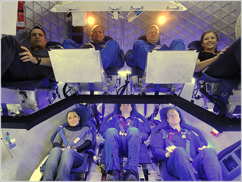 Dragon con siete personas - SpaceX