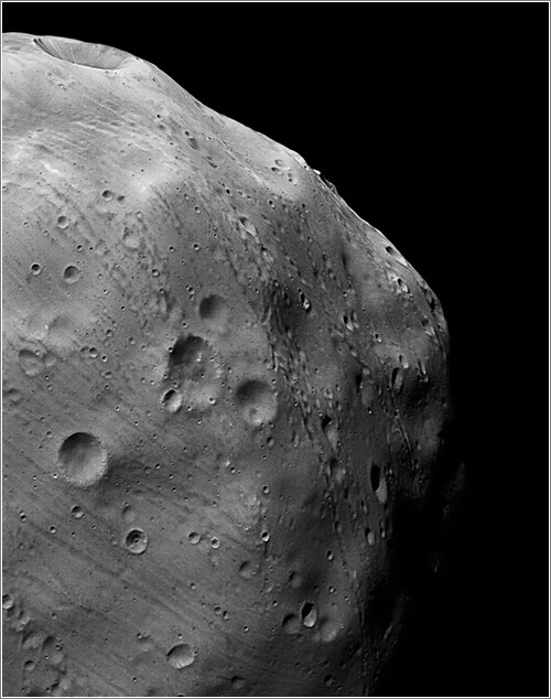 Fobos por la Mars Express - ESA/DLR/FU Berlin (G. Neukum)