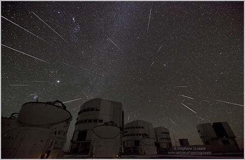 Las gemínidas sobre el observatorio de Paranal - Stéphane Guisard