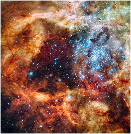 Hubble's Festive View of a Grand Star-Forming Region - Hubblesite.org