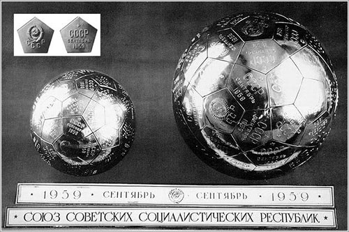 Insignias que portaban la Luna 1 y la Luna 2