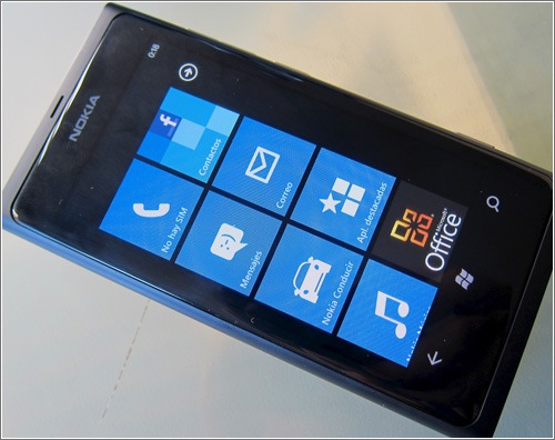 Nokia-Lumia-800.jpg