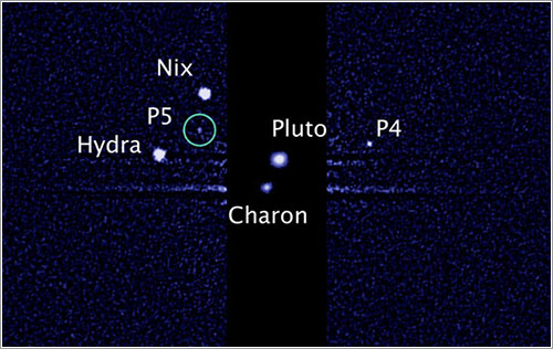 Plutón y sus lunas - NASA, ESA, and M. Showalter (SETI Institute)