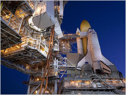 Preparing Discovery for Flight - NASA/Amanda Diller