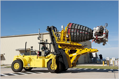 Carretilla de transporte - NASA/Kim Shiflett