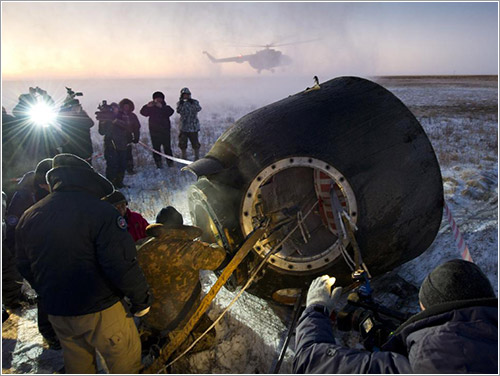 Soyuz TMA-02M recién aterrizada