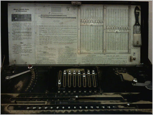 Mechanical Calculating Device por sicsnewton
