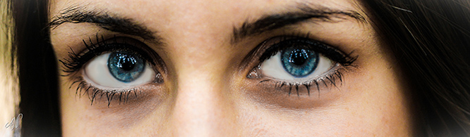 Blue Eyes (CC) Axel Naud @ Flickr