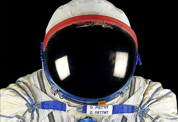 Don pettit traje astronauta bonhams