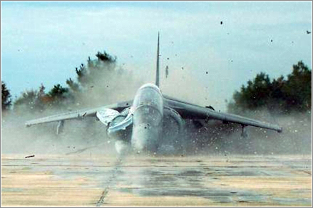 Harrier atterizando sin ruedas