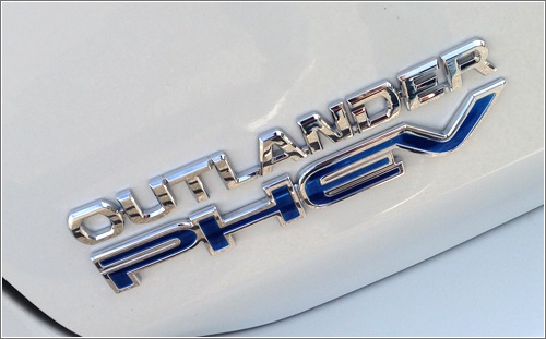 outlander-phev.jpg