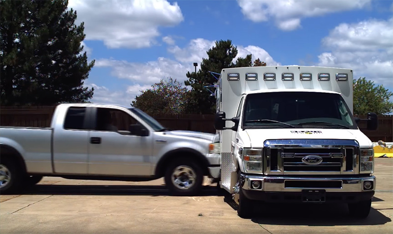 Prueba choque camioneta ambulancia