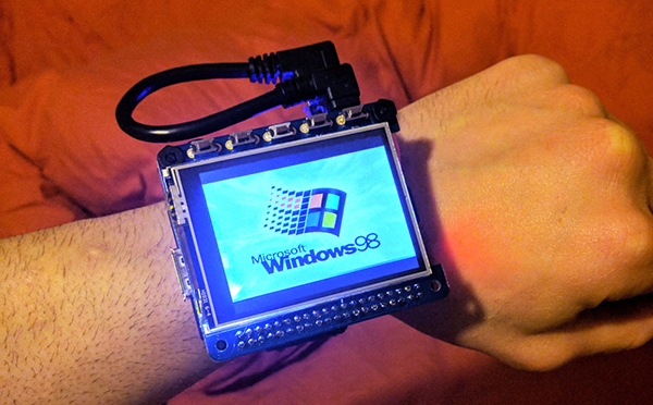 Reloj pulsera windows 98 raspberry