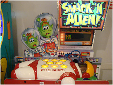 Smack-N-Alien