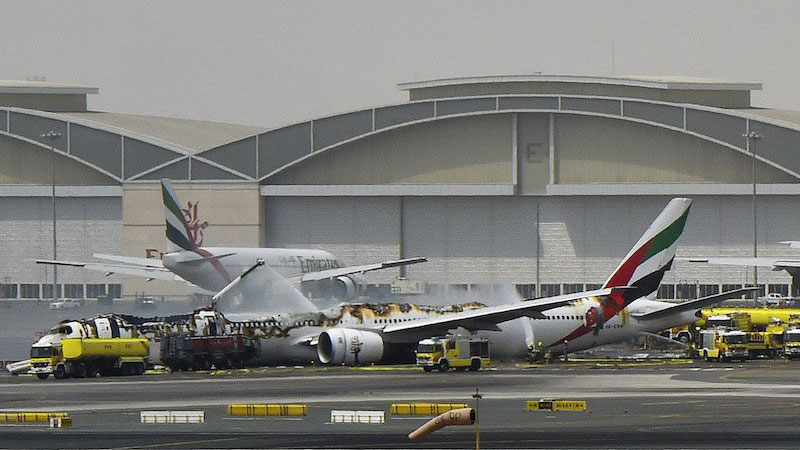 Restos del avión accidentado