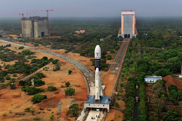 Transporte de GSLV Mk. III a la plataforma