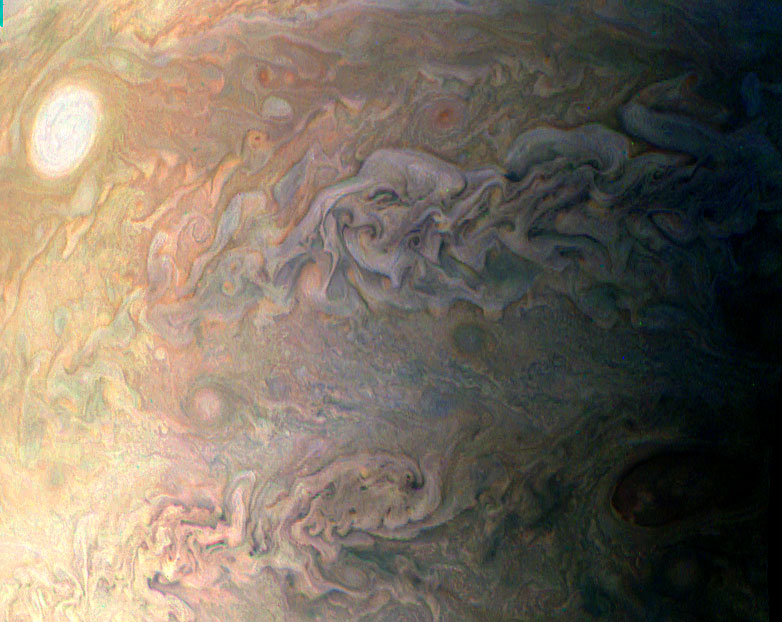 Imagen de la Junocam procesada por Eric Jorgensen