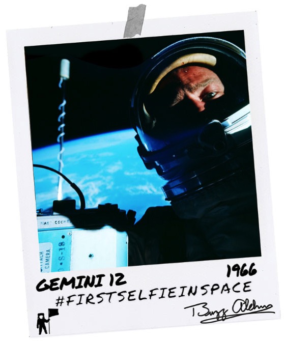 Primer selfie en el espacio