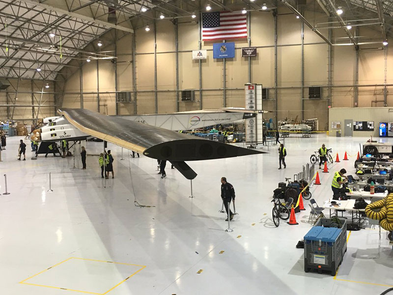 En el hangar de American Airlines