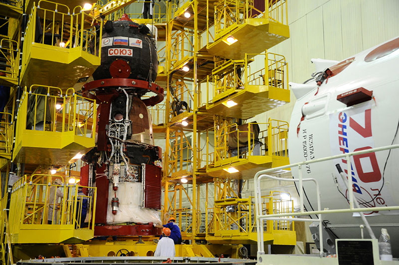 La Soyuz MS-01durante su procesado