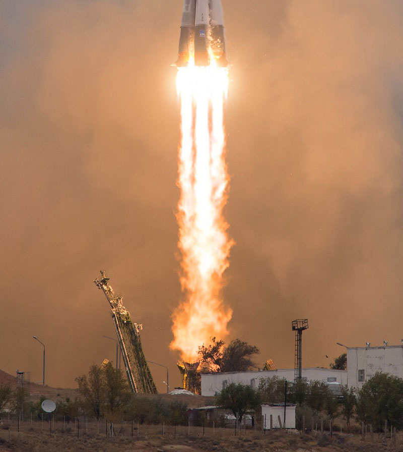 Despegue de la Soyuz MS–02