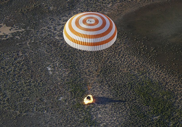 Aterrizaje de la Soyuz MS-03