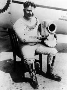 Wiley Post con un traje presurizado